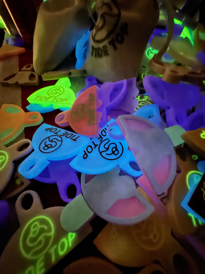 Glow in the dark pack