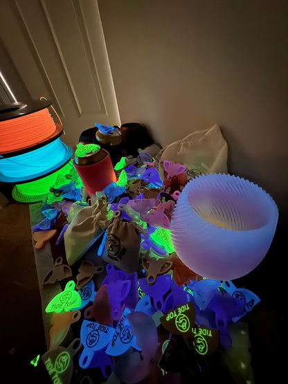Glow in the dark pack